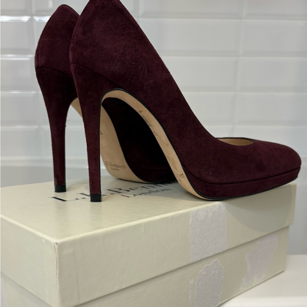 LK Bennett London Suede Burgundy Shoes size 38.5 (US 8) originality $295
